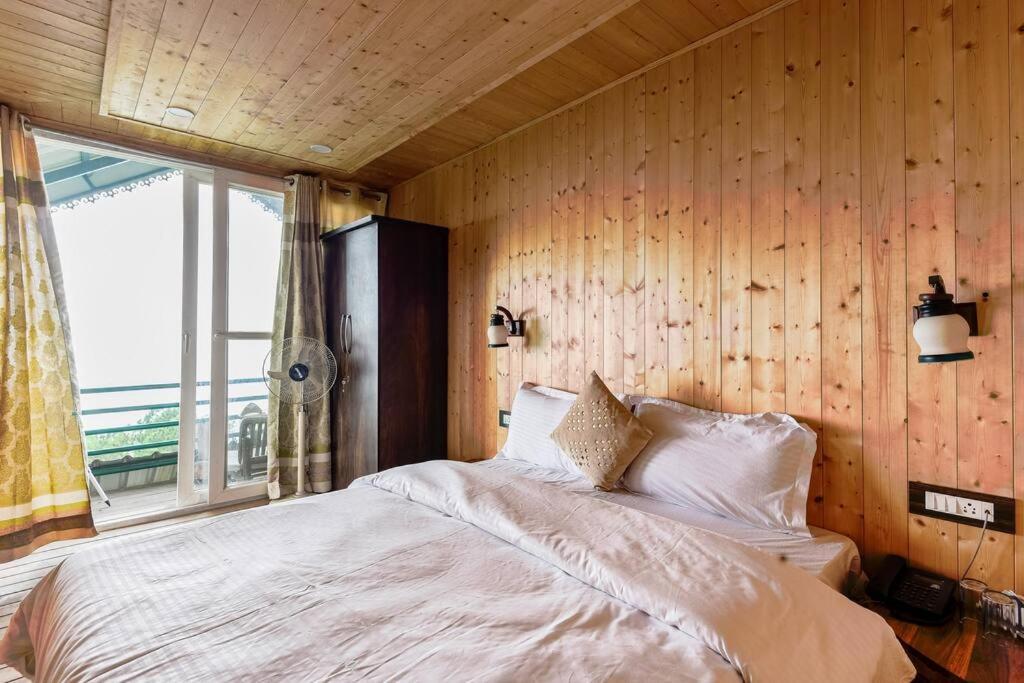 Kasauli Cascade A Cheerfull 4 Bedroom Challet المظهر الخارجي الصورة