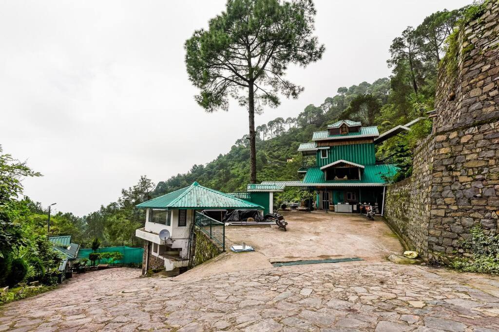 Kasauli Cascade A Cheerfull 4 Bedroom Challet المظهر الخارجي الصورة