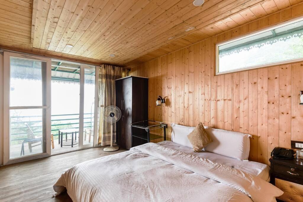 Kasauli Cascade A Cheerfull 4 Bedroom Challet المظهر الخارجي الصورة